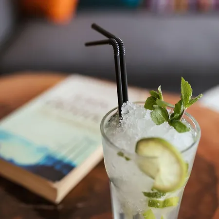 Londres / Cascais Hotel 3*