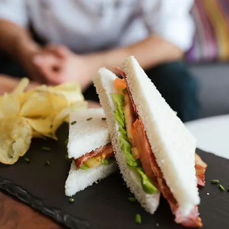 Londres / Cascais 3*