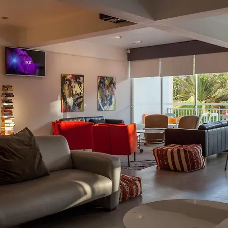 Hotel Londres / Cascais 3*